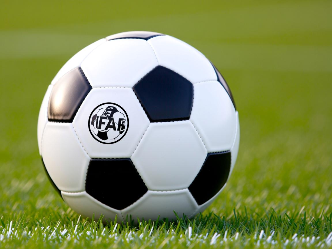 爱游戏体育娱乐-快船防守端硬朗，逆转湖人队保持不败